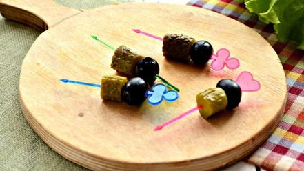 Рецепт праздничного канапе со свининой