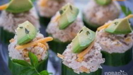 Рецепт праздничных канапе с тунцом