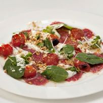 Карпаччо из говядины с рикоттой