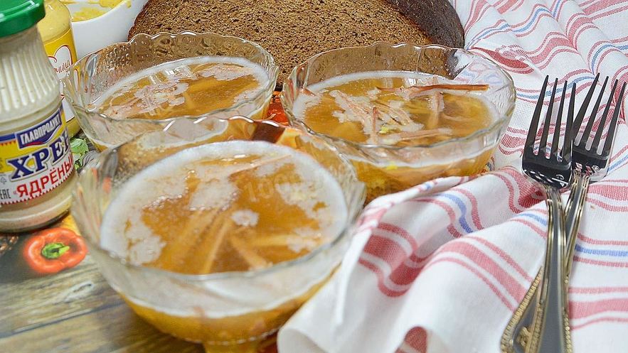 Рецепт холодца из говядины и свиных ножек