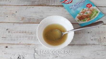 Рецепт холодца из куриных желудков и свиных ножек