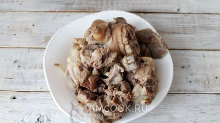 Рецепт холодца из куриных желудков и свиных ножек