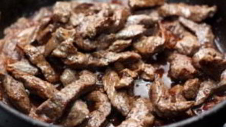 Рецепт хот-дога с жареным луком