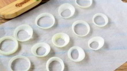 Рецепт хот-дога в луковых колечках