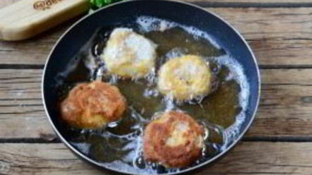 Рецепт хот-дога в луковых колечках