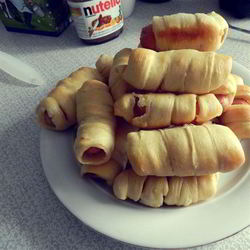 Рецепт Хот-догов в спиральках из теста