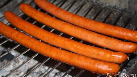 Рецепт хотдогов с венгерскими колбасками в лаваше на мангале