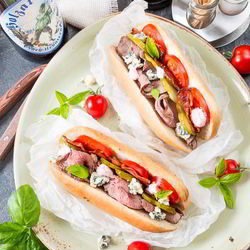 Рецепт Неправильного хот-дога с ростбифом