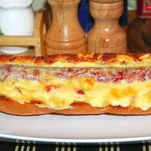 Рецепт Оригинального хот-дога Каноэ