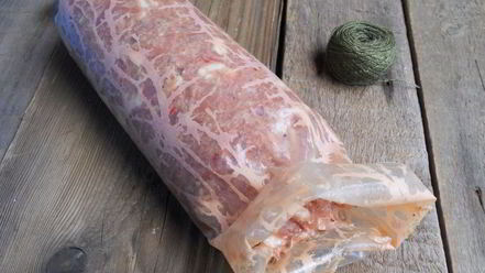 Рецепт колбасы ветчинной особой с паприкой