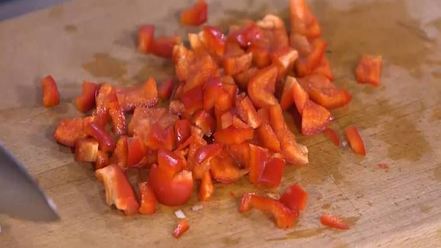 Рецепт кускуса с баклажаном, цукини и перцем чили