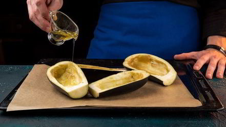 Рецепт лодочек из баклажанов с ветчиной и грибами