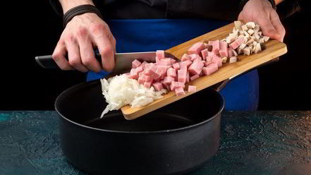 Рецепт лодочек из баклажанов с ветчиной и грибами