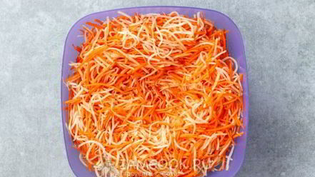 Рецепт моркови по-корейски с сельдереем