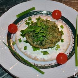 Рецепт Омлета из перепелиных яиц со шпинатом на лепешке