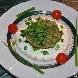 Рецепт Омлета из перепелиных яиц со шпинатом на лепешке