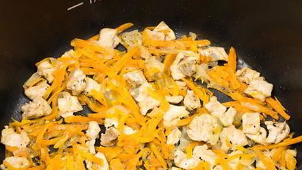 Рецепт омлета микс со свининой и помидорами черри