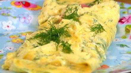 Рецепт омлета с форелью и укропом