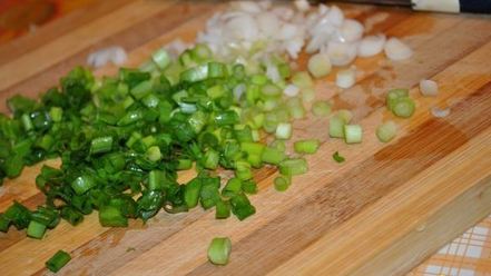 Рецепт омлета с грибами и зеленым луком