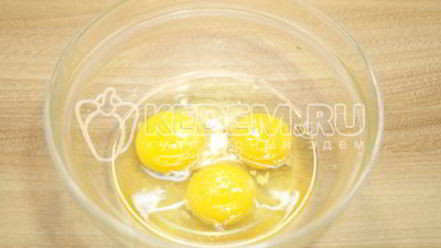 Рецепт омлета с колбасой и кукурузой бонди