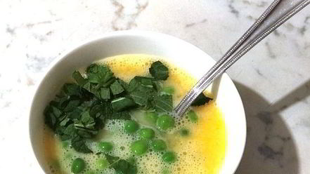 Рецепт омлета с мятой и зеленым горошком