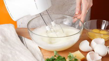 Рецепт питательного омлета на пару с брокколи и свежей зеленью