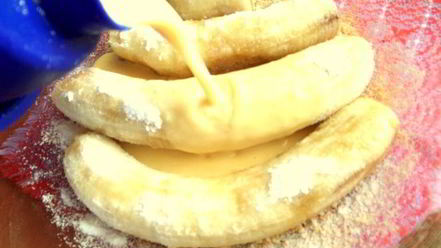 Рецепт сладкого омлета с бананами