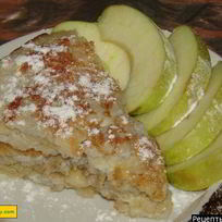 Сладкий омлет с фруктами