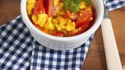 Рецепт вегетарианского омлета с адыгейским сыром