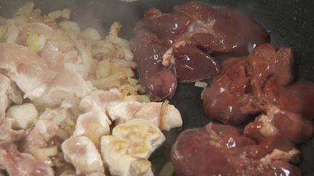 Рецепт деревенского паштета с маринованным виноградом и персиками