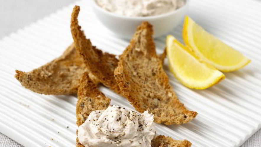 Рецепт паштета из сала с чесноком