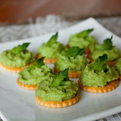 Рецепт Паштета из зеленого горошка и авокадо с мятой