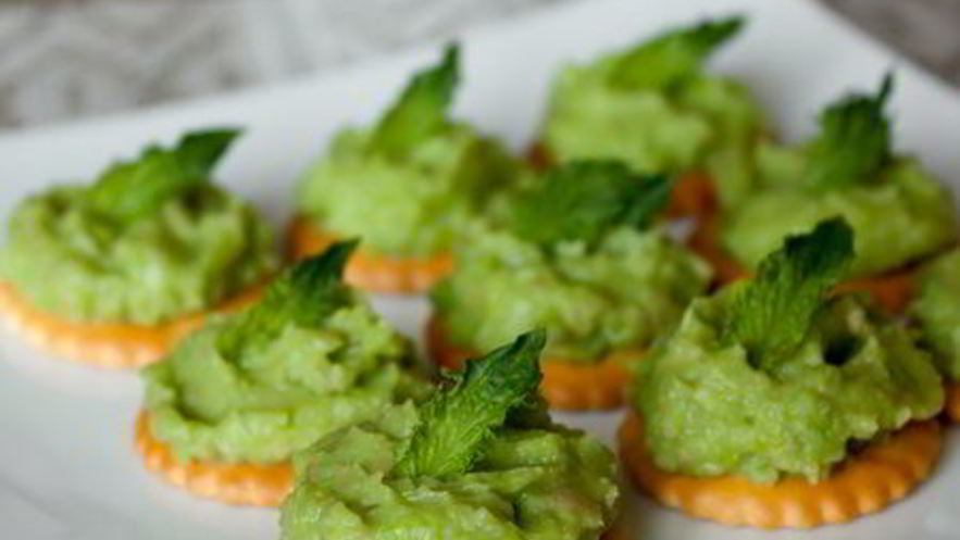 Рецепт паштета из зеленого горошка и авокадо с мятой