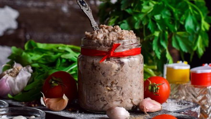 Рецепт постного паштета из фасоли с грибами