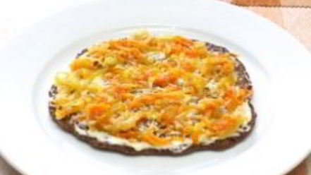 Рецепт печеночного торта с морковью