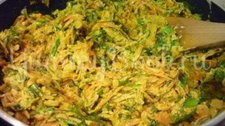 Рецепт печеночного торта с зеленью и помидорами