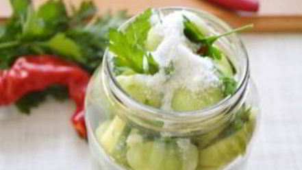 Рецепт помидоров с чесноком на зиму