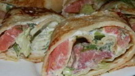 Рецепт блинных роллов с семгой