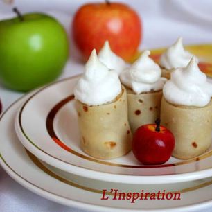 Рецепт Блинных роллов с яблоками под Безе