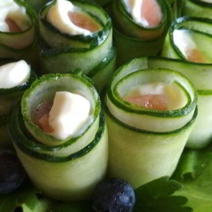 Рецепт Огуречных роллов с семгой