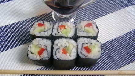 Рецепт постных роллов с огурцом