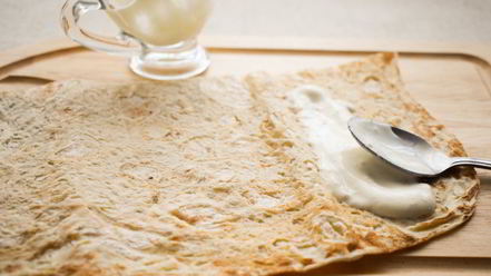 Рецепт ролла с копчеными колбасками кабаноси