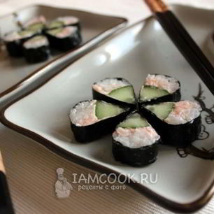 Рецепт Ролла Цветок с огурцом и лососевым маслом