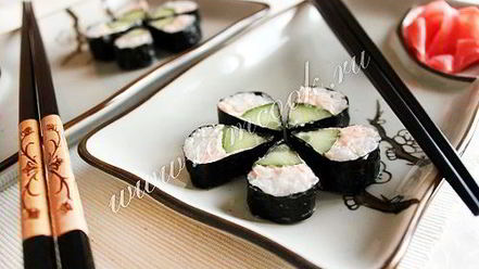 Рецепт ролла цветок с огурцом и лососевым маслом