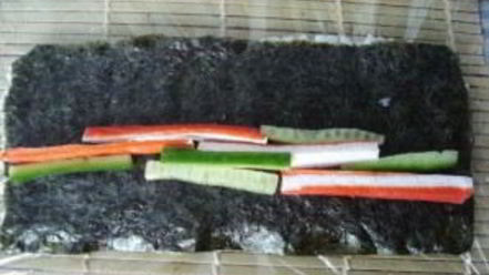 Рецепт роллов рисом наружу