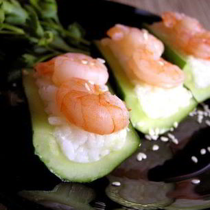Рецепт Роллов с креветками в огурцах