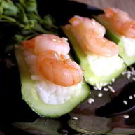 Рецепт Роллов с креветками в огурцах