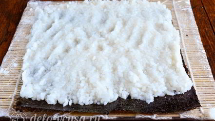 Рецепт роллов с огурцом, курицей и тофу