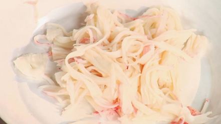 Рецепт спринга-роллов с крабовыми палочками