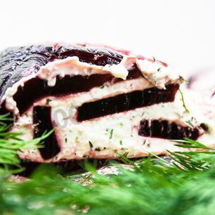 Рецепт Свекольного ролла с творогом